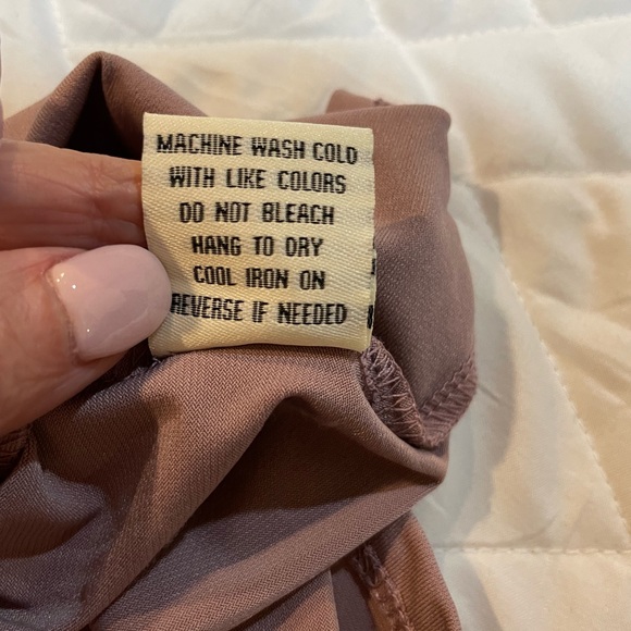 NWT Vine and Valley Lavender Top - Picture 6 of 8